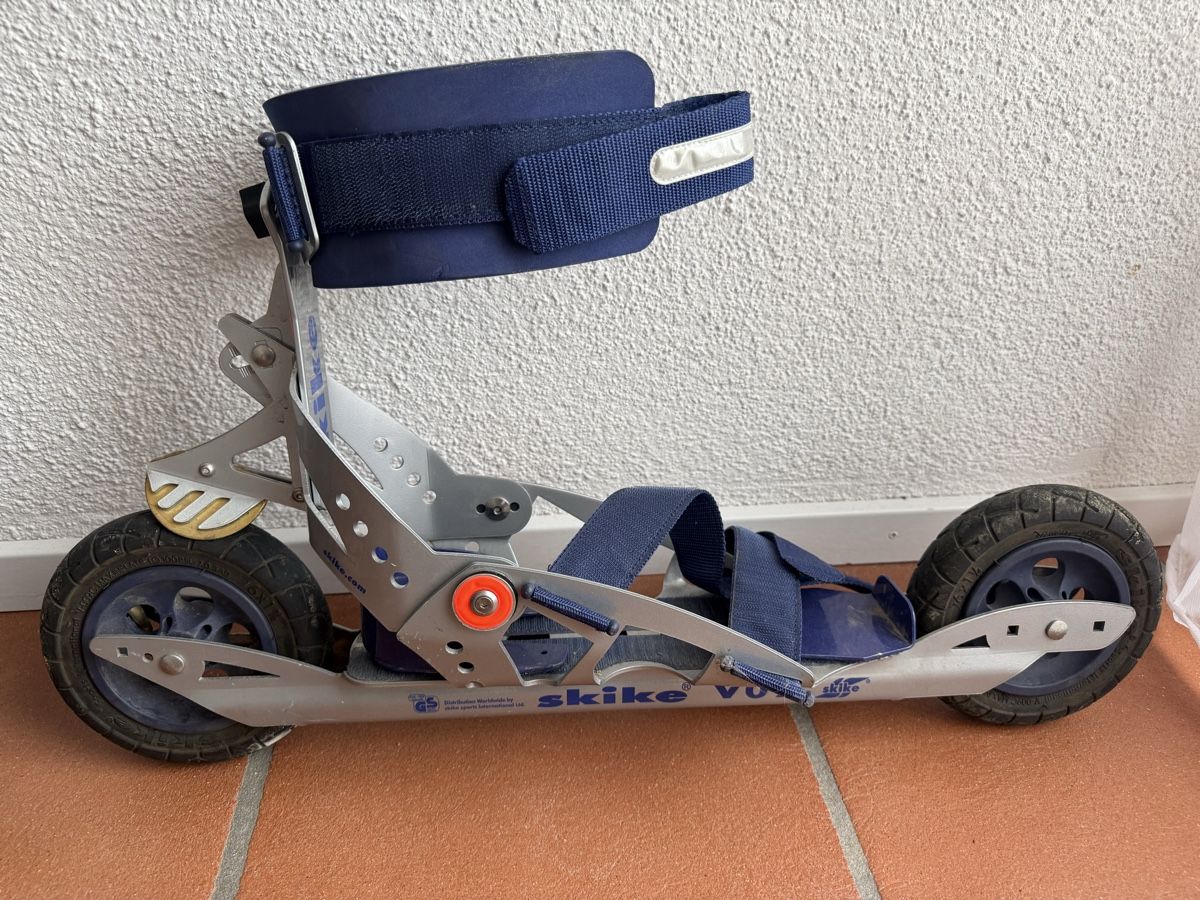 Skike Pattini in linea & Pattini a rotelle: Skike V07 – Usato da Wigoltingen venduto da josuah123 1