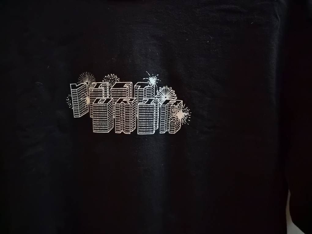 T-Shirts: Victoria Tshirt  – Gebraucht aus Aarau von janton_op 2