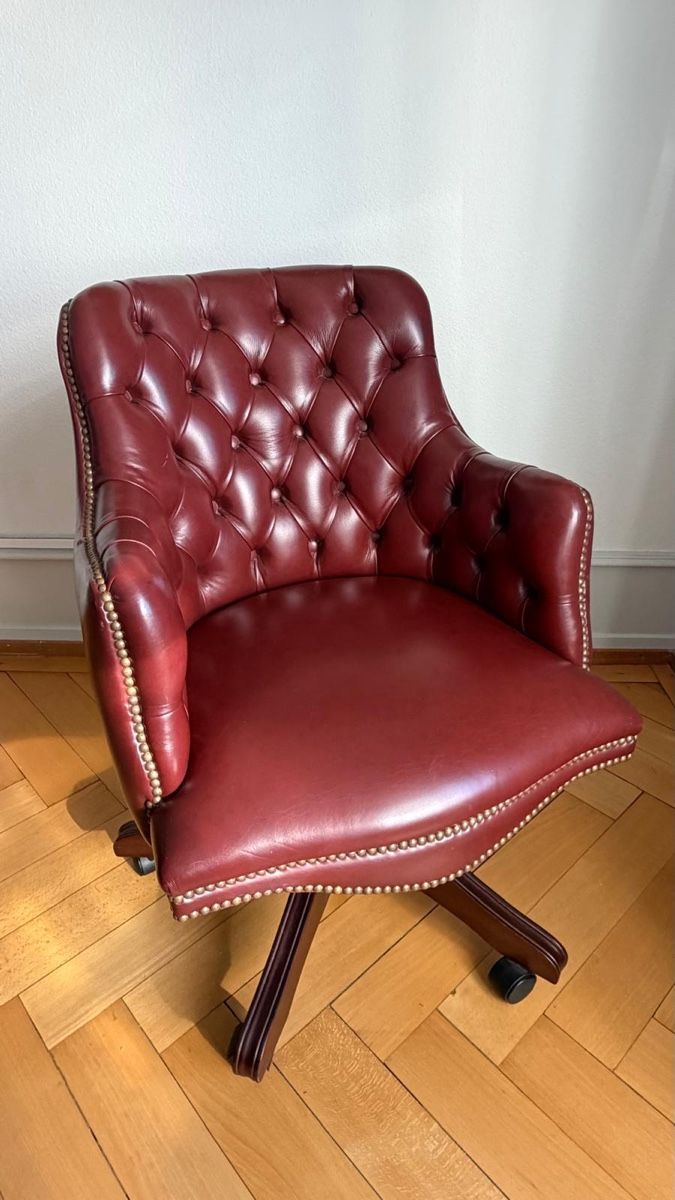 Poltrone: Fauteuil de bureau Chesterfield – Nuovo (secondo la descrizione) da Lausanne venduto da sebrep 4
