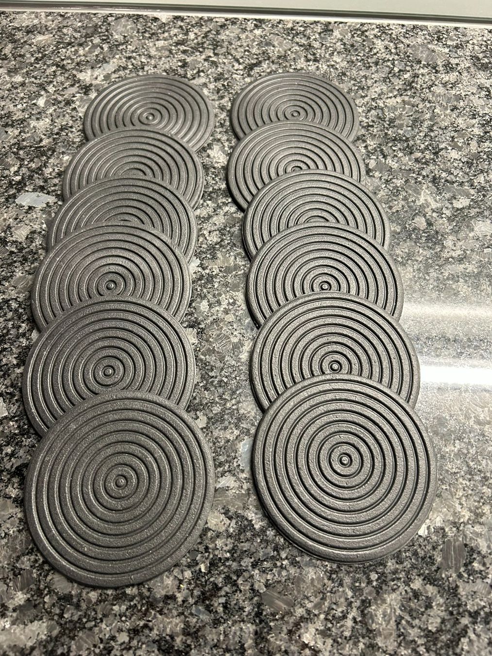 Sottobicchieri: 12 Untersetzer / 12 sous-verres – Usato da Küsnacht ZH venduto da filo_fila8700 2