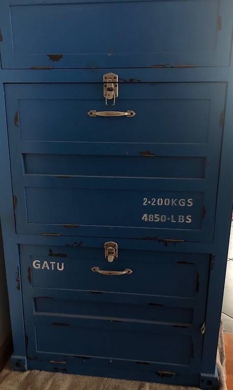 Armadi: Schrank im Container Look – Usato da Langendorf venduto da Felix2017 2