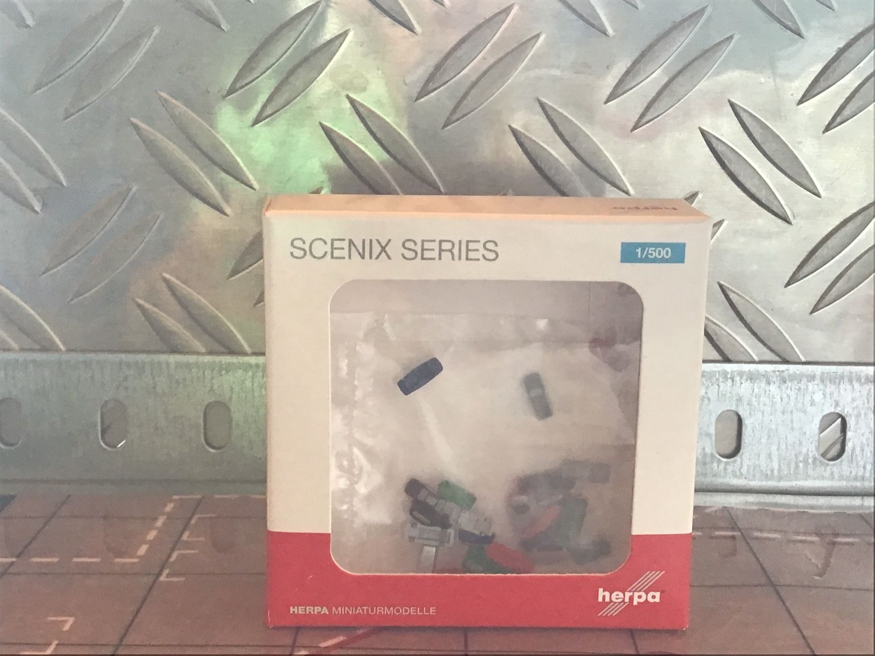 Herpa Kit di modellismo & Modellini statici: HERPA SCENIX SERIES 1/500 – Nuovo (secondo la descrizione) da Männedorf venduto da Spezial-Modelle