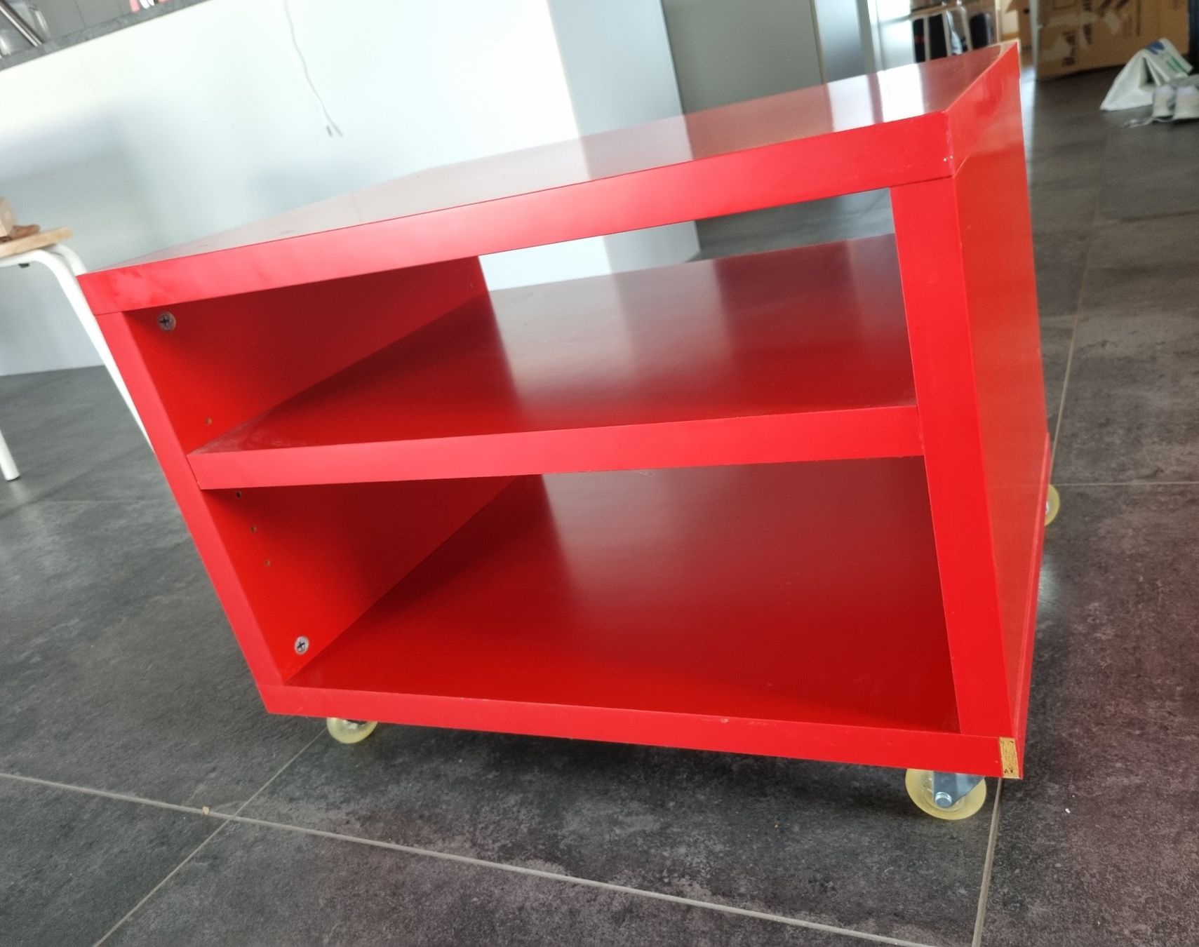 Tables: Beistelltisch – D'occasion à Schmitten FR par siri_63