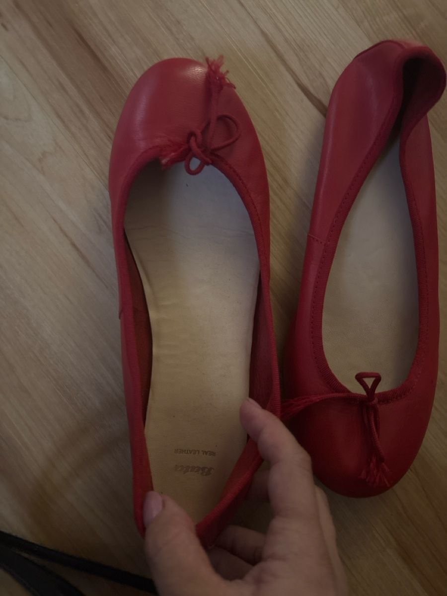 Scarpe da donna: Rote Bata Sommerschuhe – Usato da Grafenried venduto da hollywoodprincess 3