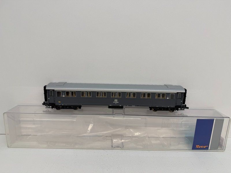 Roco Modellini di ferrovie: Roco "74600", Spur H0, FS Wagen – Usato da Büsserach venduto da ModellbahnDepot