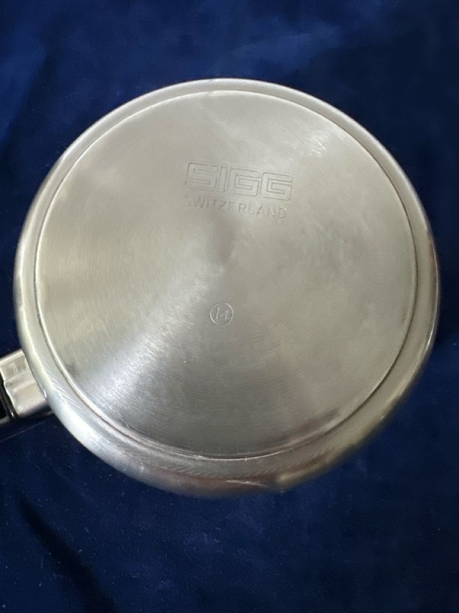 Sigg Pfannen: Topf SIGG Edelstahl mit Deckel Durchmesser 14 cm  – Defekt aus Zürich von Chaeffeler 5