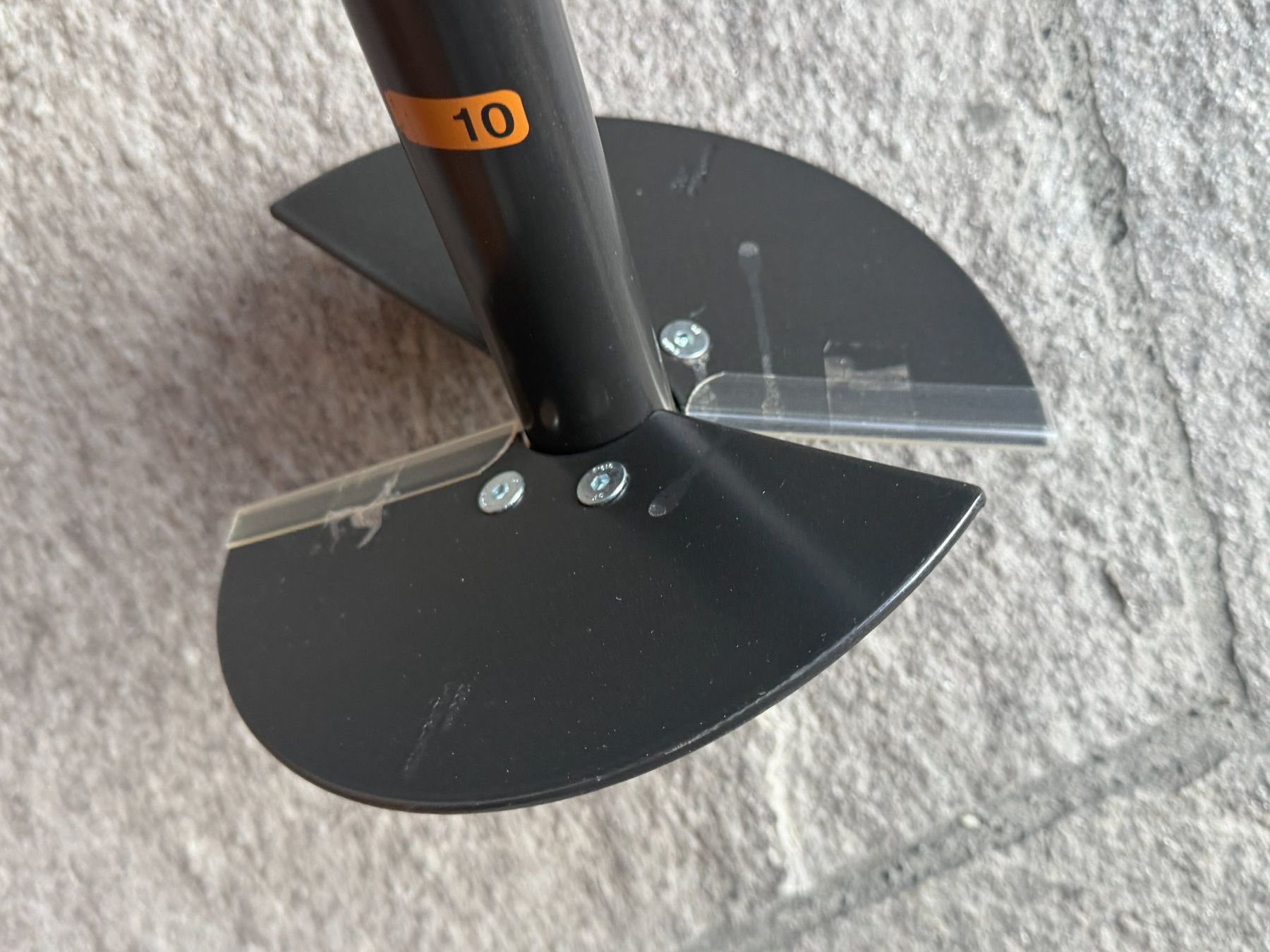 Tutti gli attrezzi: Gardena Unkrautstecher + Fiskars Handerdbohrer Grösse L – Nuovo (secondo la descrizione) da Jenaz venduto da Sandrobordoli 2