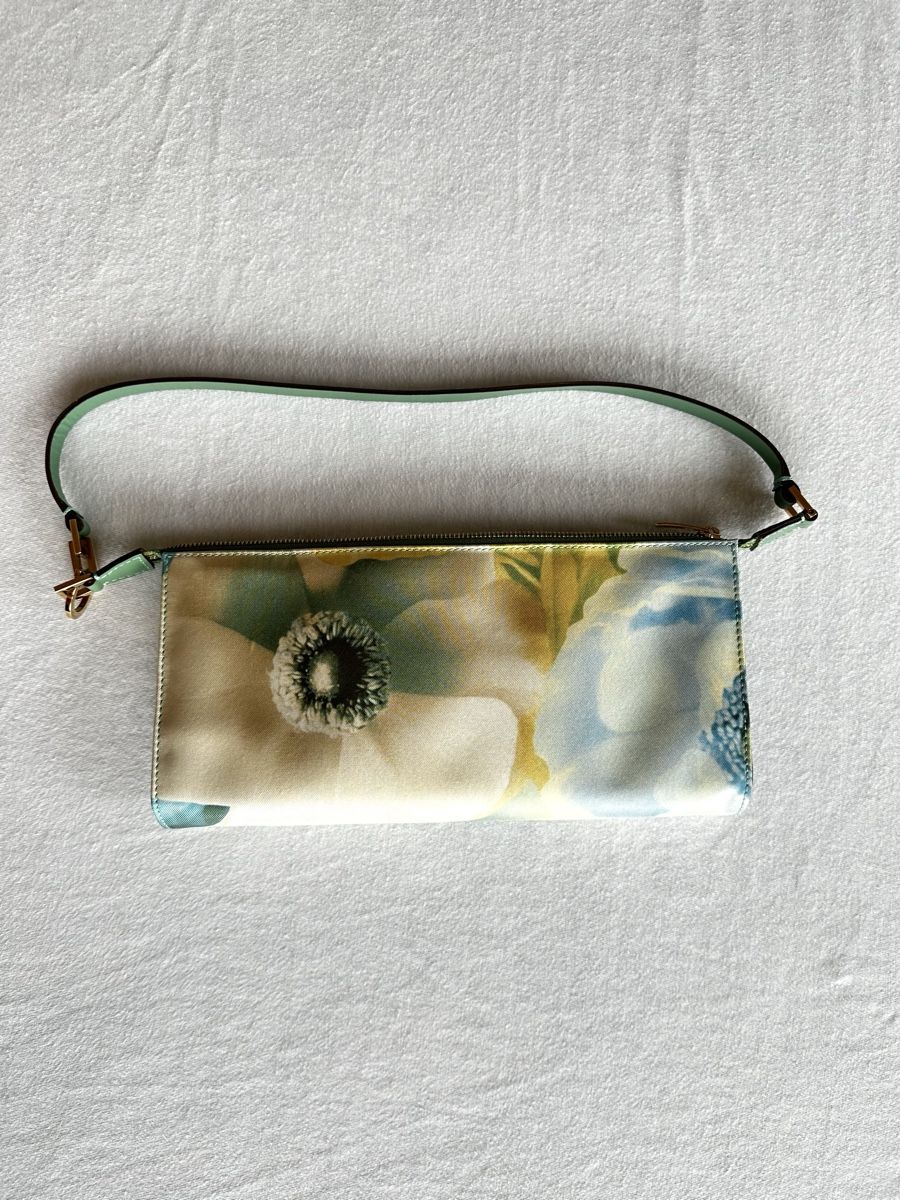 Kleiderpakete: Salvatore Ferragamo Floral Set – Gebraucht aus Baden von GregK02 4