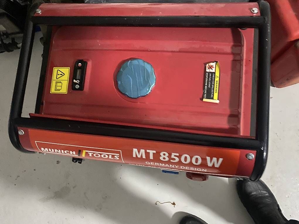 Generatori di corrente: Strom Generator Wie Neu  – Usato da Erlinsbach SO venduto da AgimR01 1