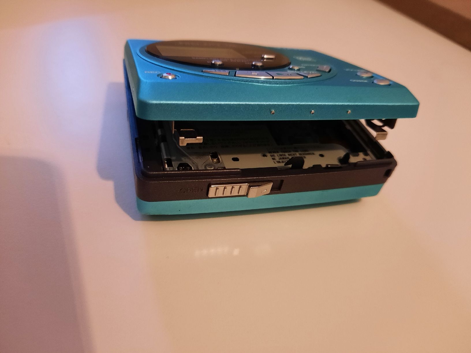 Sharp Tragbarer Mediaplayer: Sharp MD-MT18 MD Recorder tragbar – Gebraucht aus Münchenstein von 2DGames 5