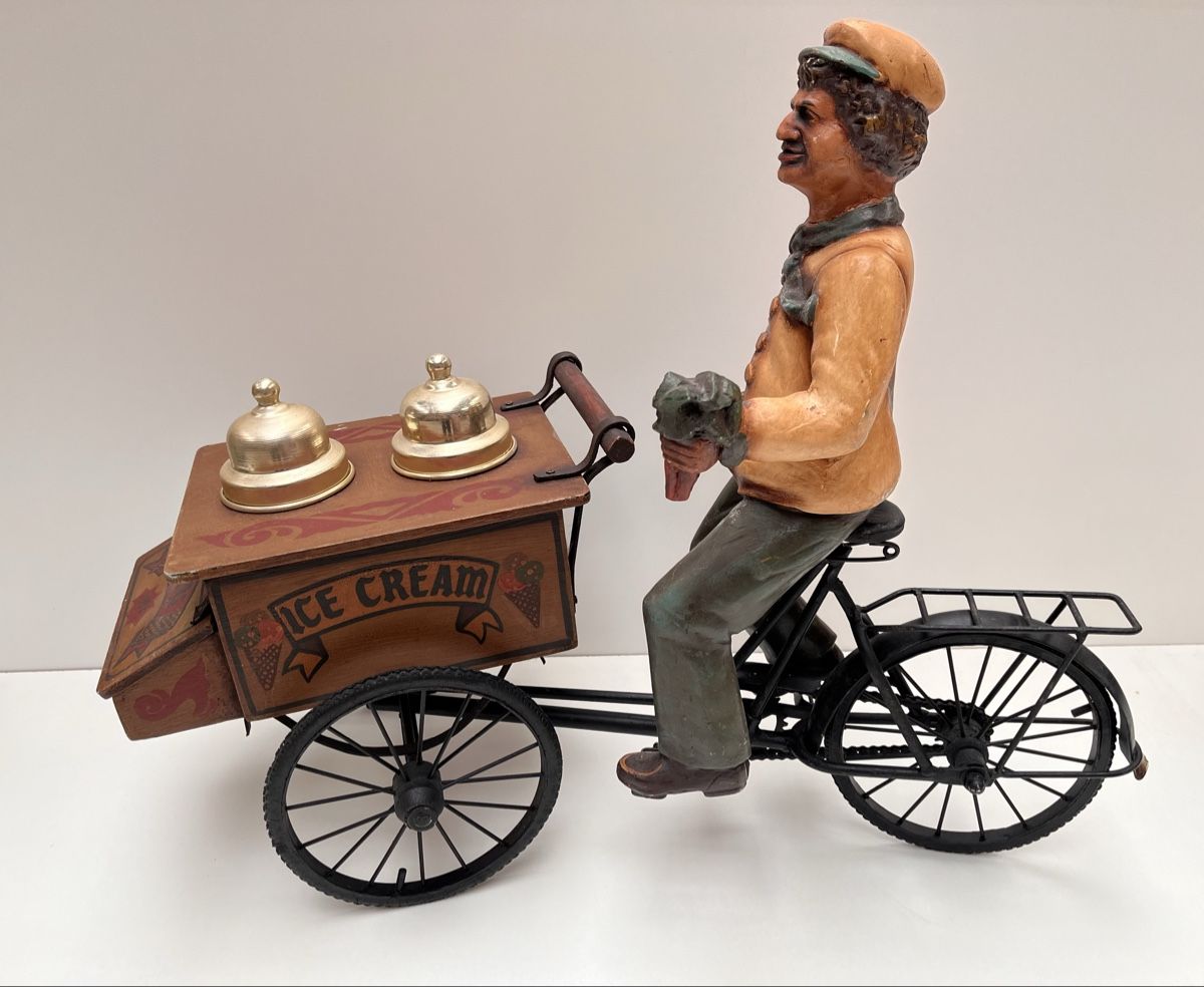 Statuette: Eismann auf Velo – Usato da Winterthur venduto da fehrmarco