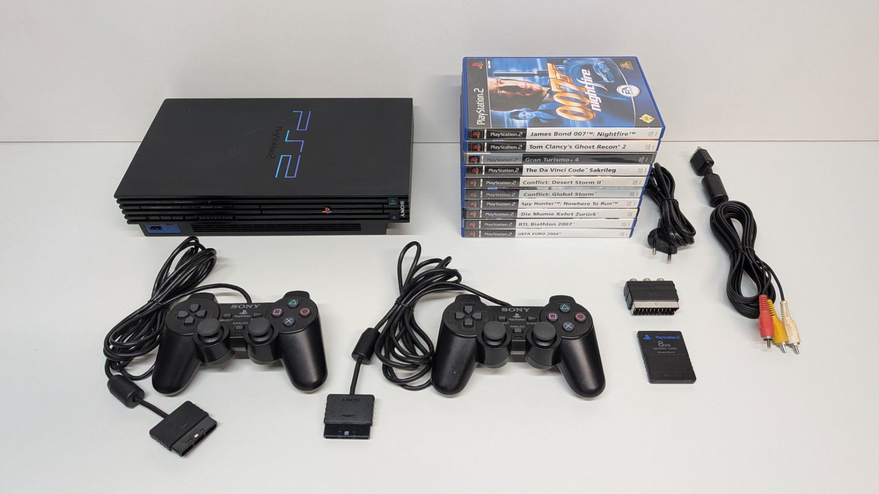 Sony Console: PlayStation 2 Fat mit 2 Controller und 10 Games – Usato da Menziken venduto da mame18