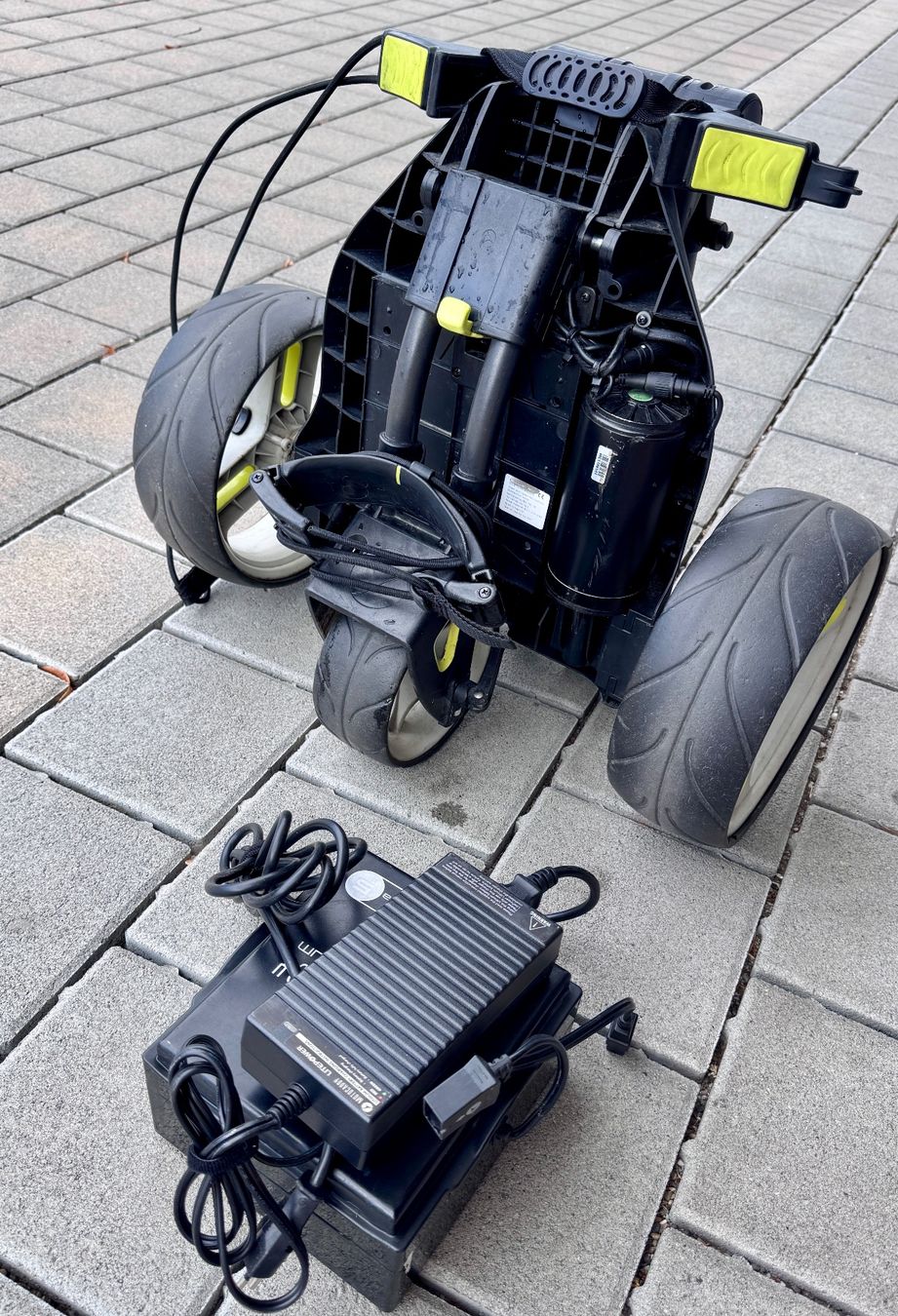 Motocaddy Trolley: Elektrotrolley Motocaddy M1 Pro DHC – Usato da Weinfelden venduto da Staffsky 1