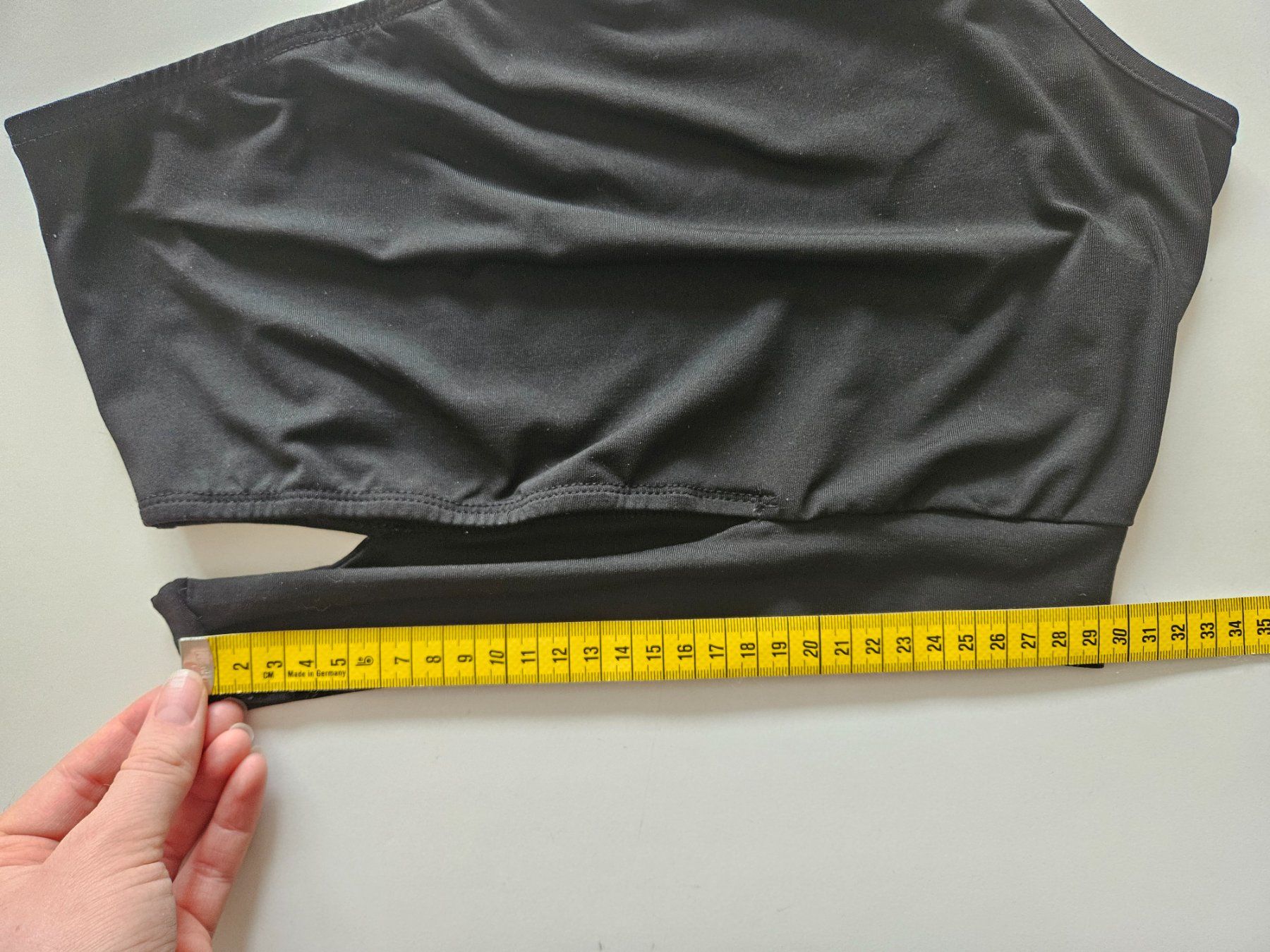Shein Tops: One shoulder Gr.M schwarz von SHEIN – Gebraucht aus Schaffhausen von sabrina915 3