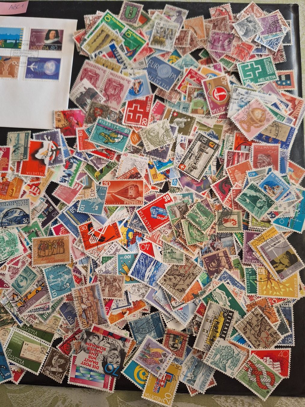 Alle Briefmarken: CH- ca. 1000 und 4 Briefe dazu (ABC1) – Gebraucht aus Genolier von Antoine30 2