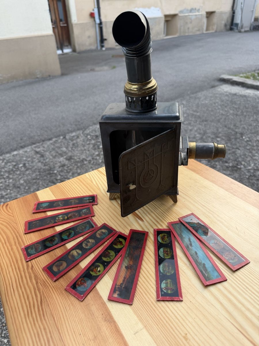 Appareil photo: Laternenprojektor mit Dia-Set, alt, gebraucht – D'occasion à Plasselb par SeislerBrocki 1