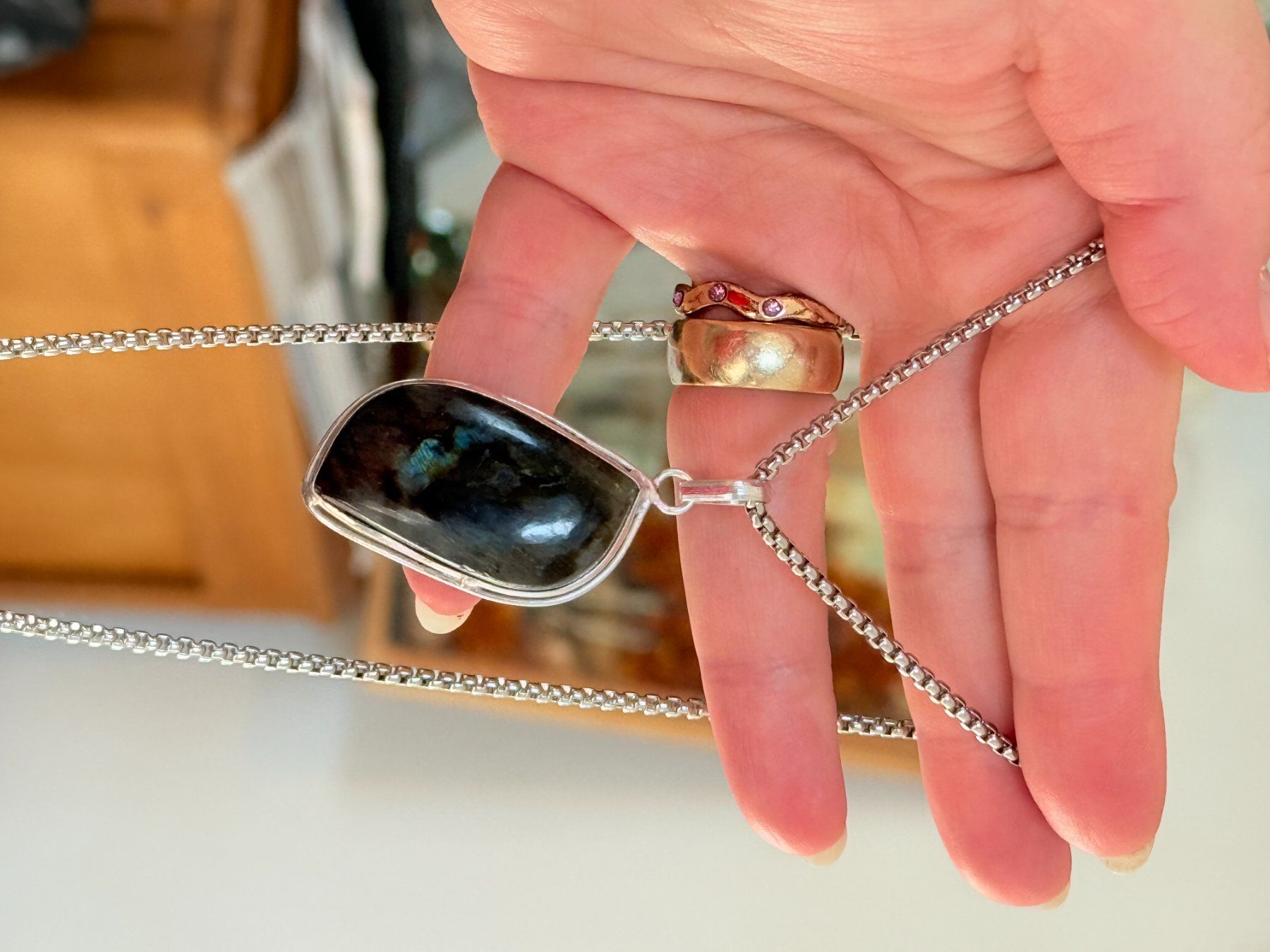 Catenine: Collier avec labradorite unique, fait main! – Nuovo e nell'imballaggio originale da Genève venduto da AGBERG 7