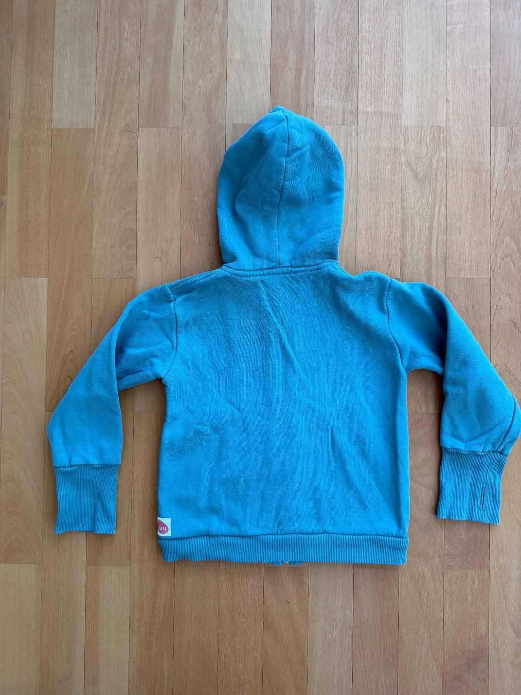 Pulls et sweat-shirts: Kaputzenpullover von WIL what I like Grösse 110 – D'occasion à Münchenstein par Ladypink7 1