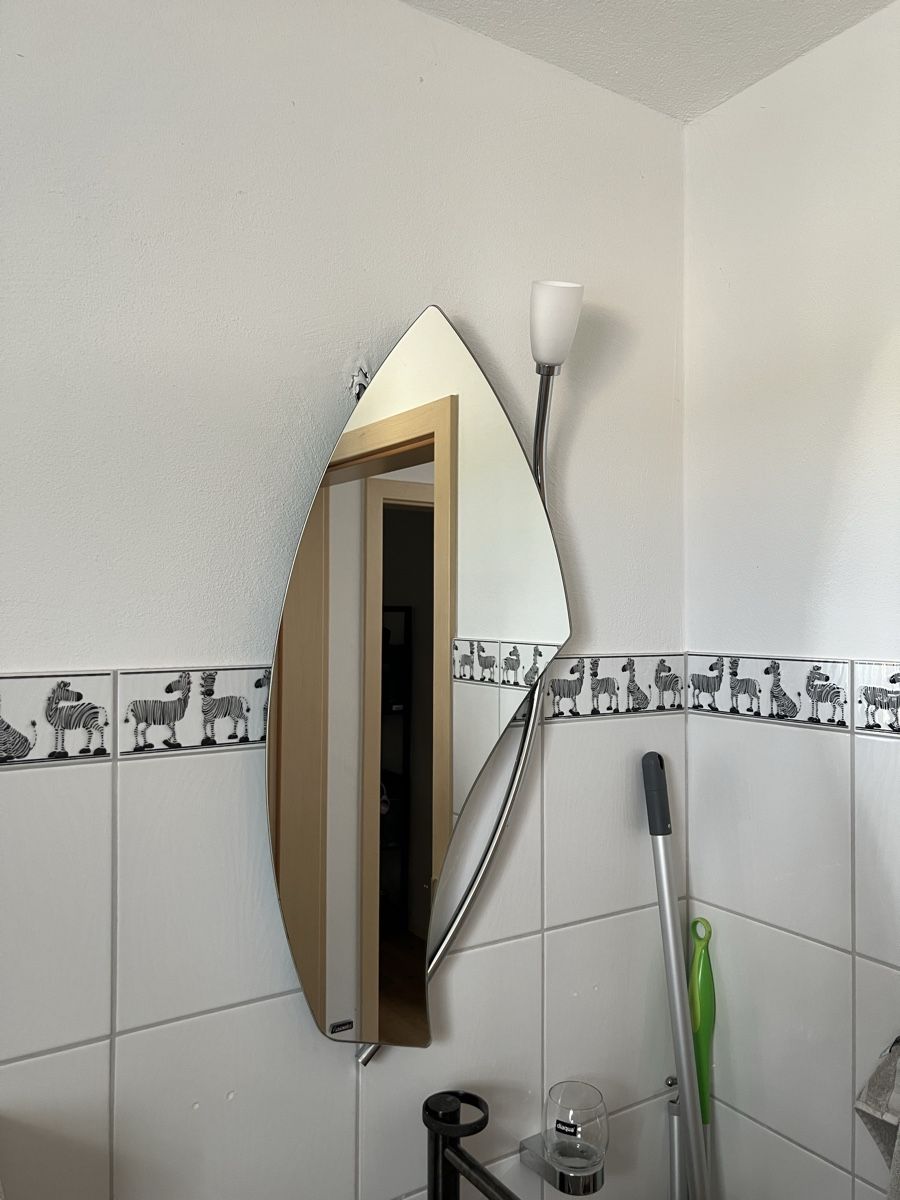 Specchi: Badezimmer Spiegel mit Lampe – Usato da Barzheim venduto da domieighteen 2