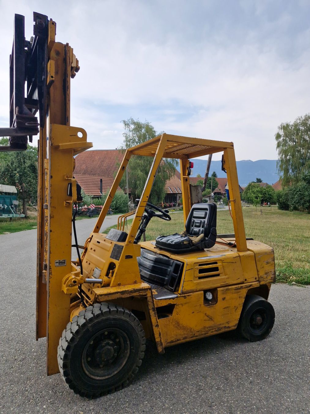 Komatsu Chariots à fourches & chariots élévateur: Gabelstapler Komatsu – D'occasion à Nennigkofen par Adischl