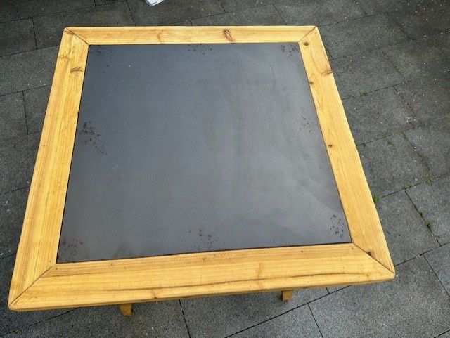 Tischset: Table with 3 chairs (2 sets available) – Gebraucht aus Dallenwil von ZD2019 3