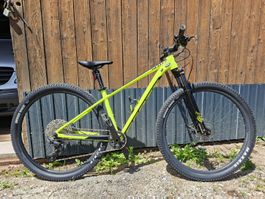 Scott Kinder/Jugendbike 24 Rahmen aber mit 26 Zoll Räder