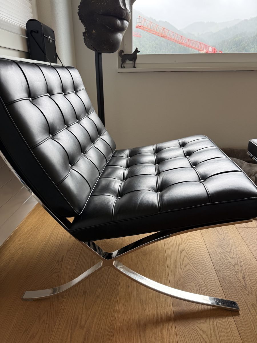 Poltrone: Sessel mit Hocker aus Leder – Usato da Euthal venduto da Rahel213 1