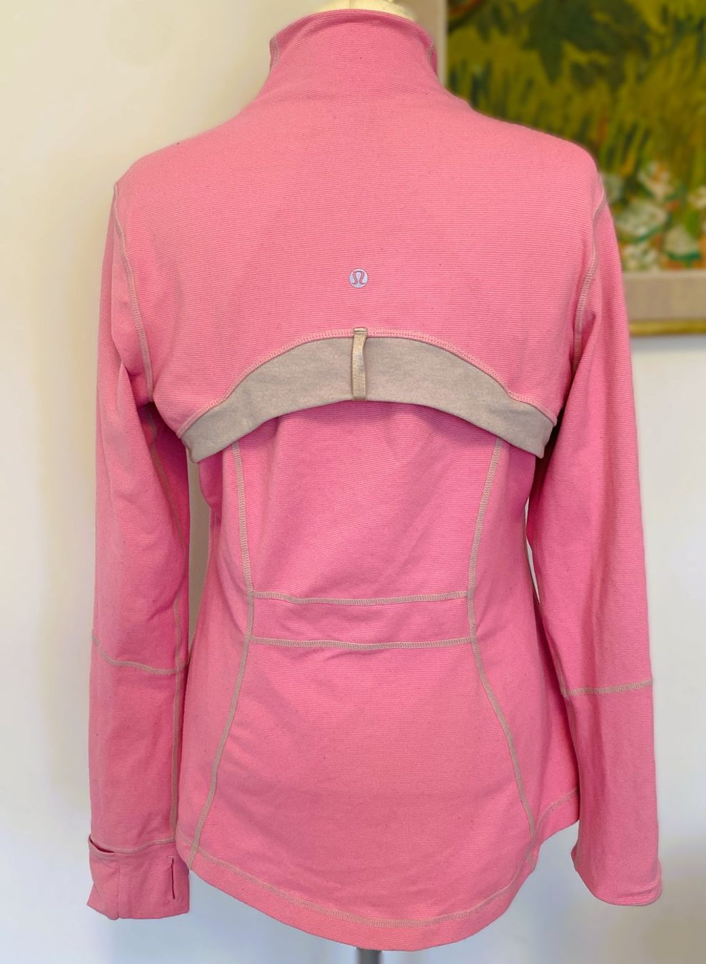 Lululemon Vestes: pink neon Lululemon Define Jacke Gr. 12=44 – D'occasion à Allschwil par Rosenfee 3