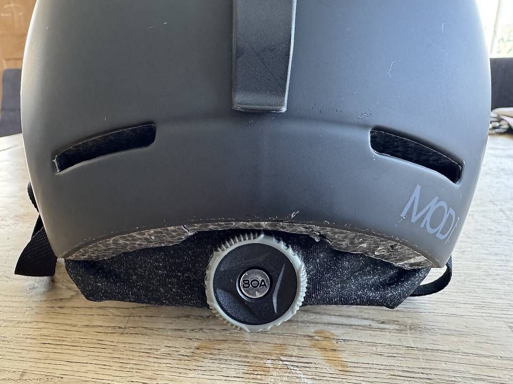 Caschi: Skihelm Oakley MOD1, Grösse M – Usato da Löhningen venduto da Divemisli 1