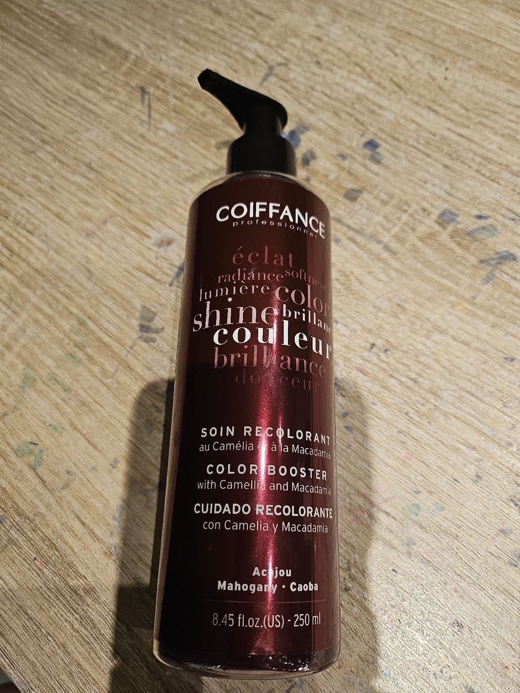 Prodotti per capelli: soin recolorant acajou – Usato da Croy venduto da sylvie1350