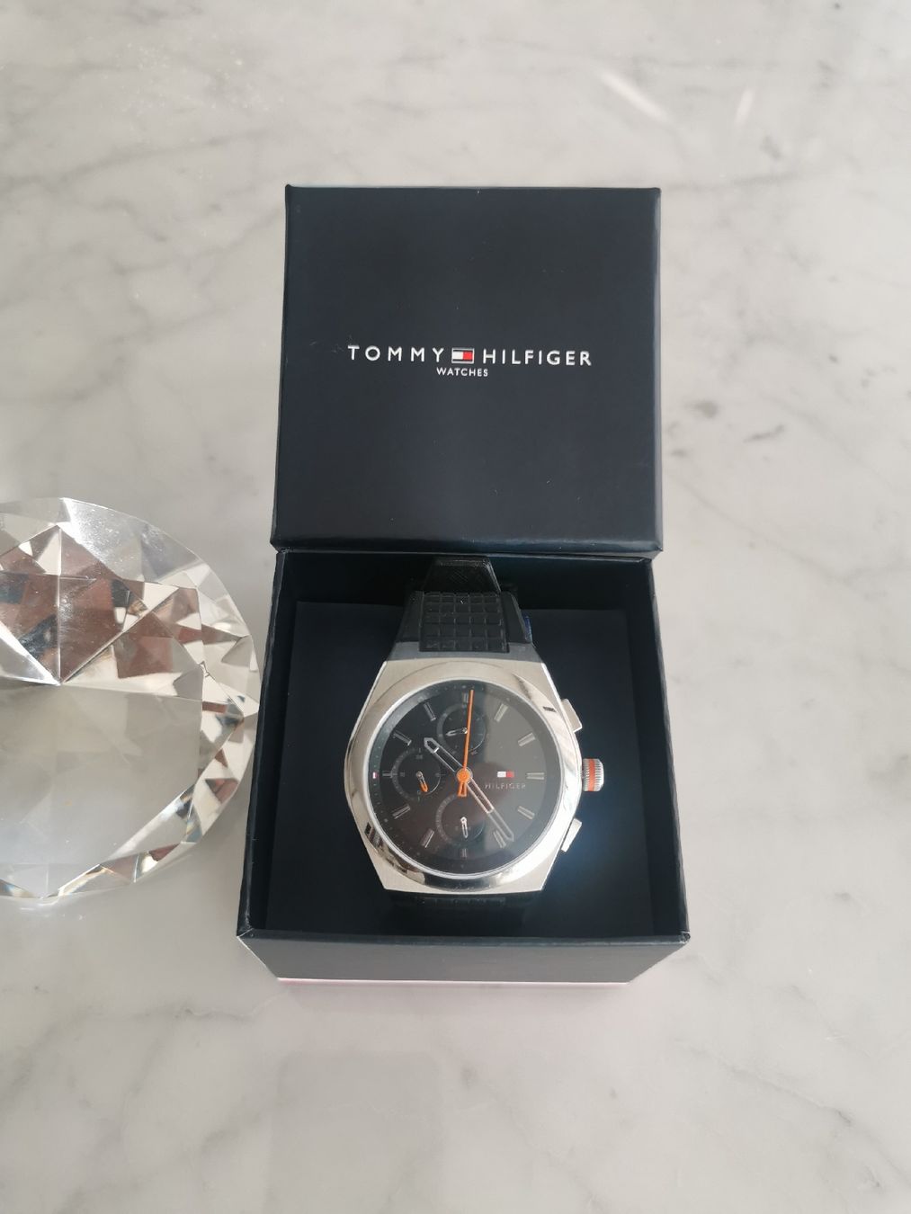 Tommy Hilfiger Orologi: Tommy Hilfiger Herren Uhr – Nuovo (secondo la descrizione) da Murten venduto da Icon76