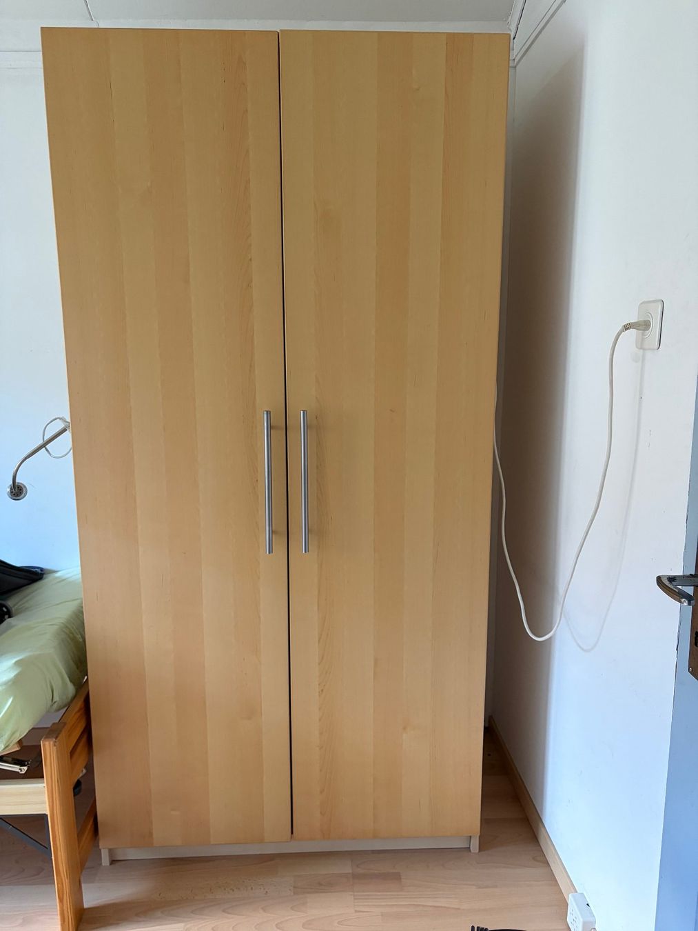 Armadi: Schrank aus Holz – Usato da Dietikon venduto da Katrin29
