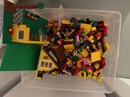 Lego Mix - Häuser und Fahrzeuge