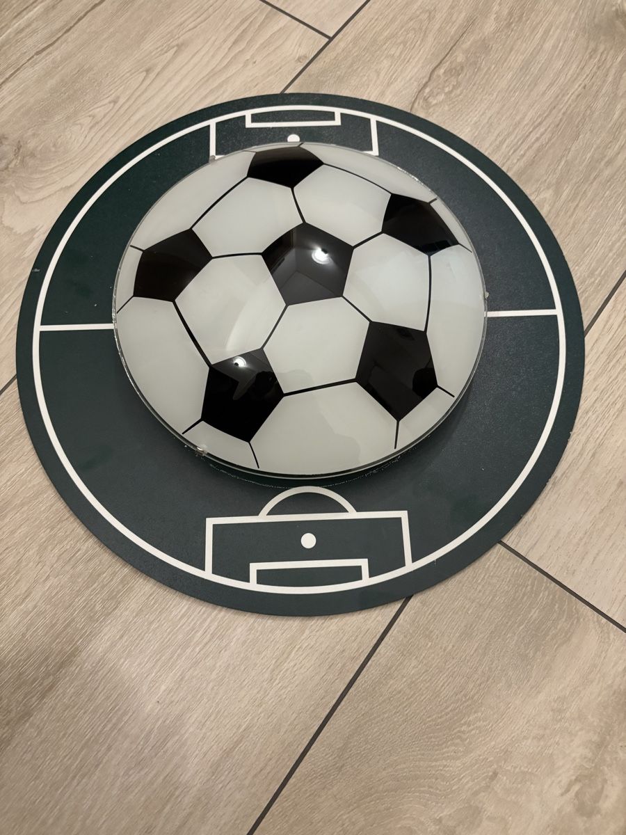 Lampadari & plafoniere: Fussball Lampe Kinderzimmer – Usato da Dättlikon venduto da MC_FK