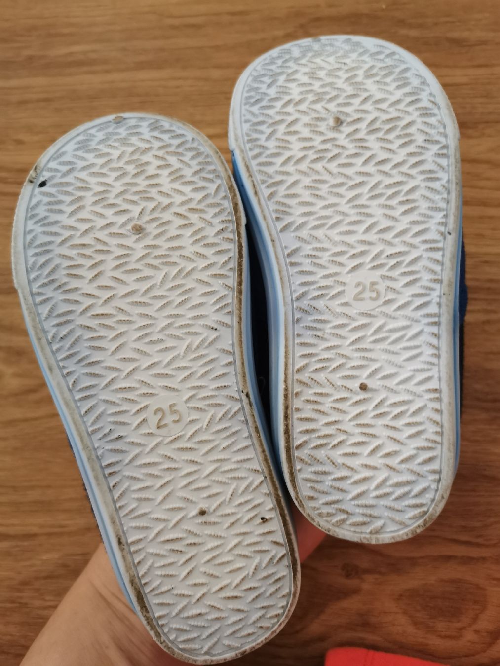 Schuhe für Jungen: Paw Patrol Hausschuhe Grösse 25 – Gebraucht aus Cham von julayla 4