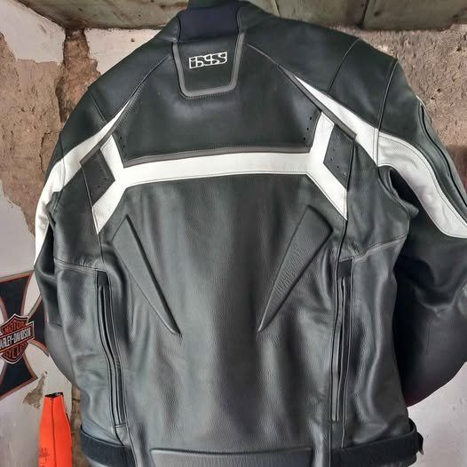 Completi: IXS Lederkombi Grösse 58/56 – Usato da Hochwald venduto da motowear-secondhand 1
