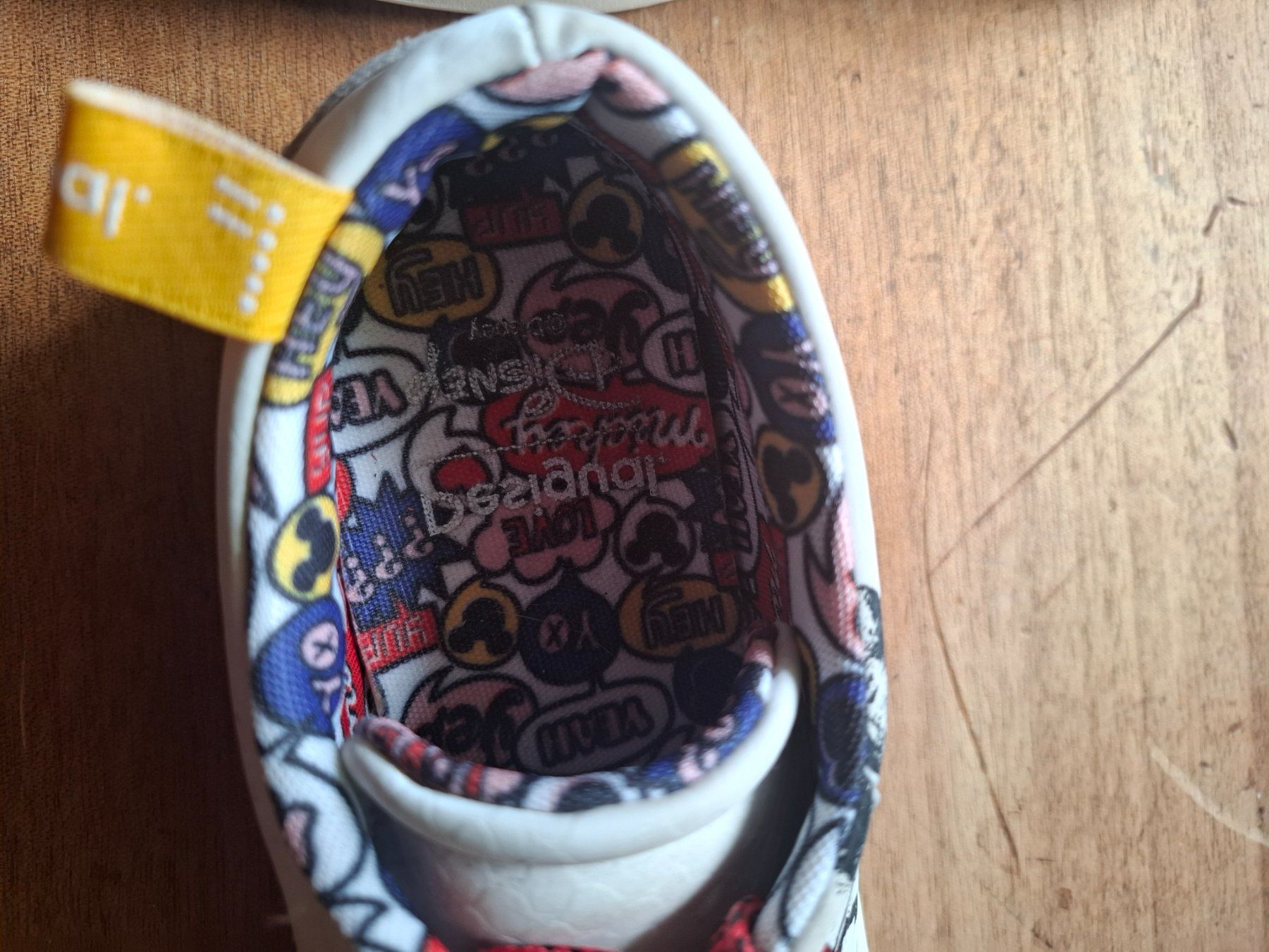 Desigual Scarpe da donna: Micky Mouse Desigual Limited Edition – Usato da Filet venduto da cla_9kqr 2