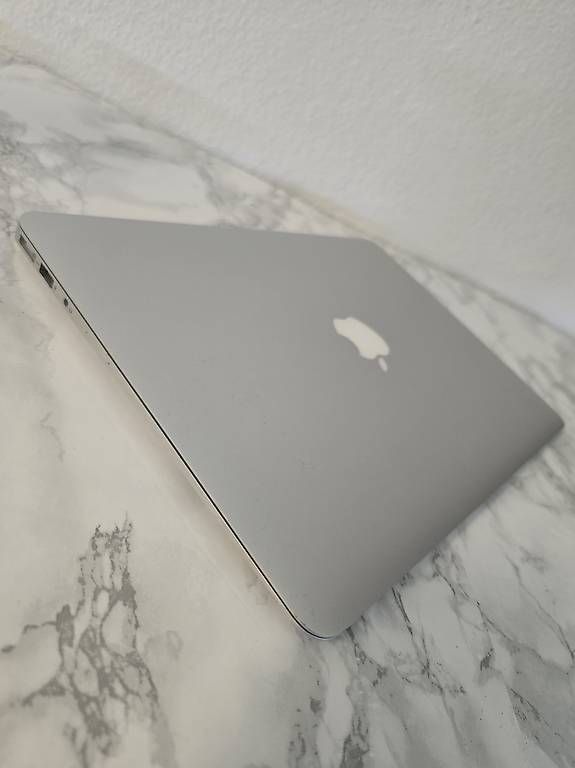 Apple Notebook: MacBook Air i5 | 4Go RAM | SSD 121Go – Usato da Renens VD venduto da MTD2211 4