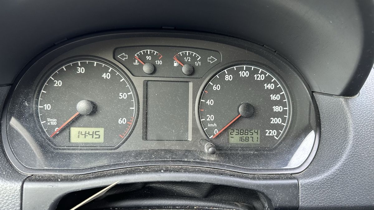 VW Autos: Ab Mfk 1.4 sparsam Polo  – Gebraucht aus Romanshorn von Tomatos1 6