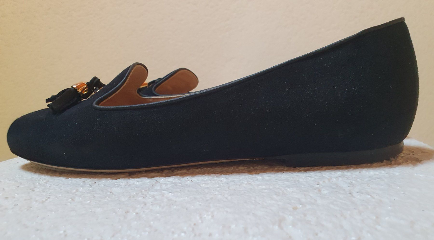 Scarpe da donna: Day Damen Slipper, Gr.38, schwarzes Wildleder – Usato da Teufen AR venduto da pischa 1