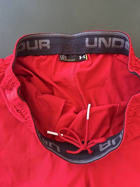 Pantaloni: Under Armour Hose – Nuovo e nell'imballaggio originale da Luzern venduto da Sportstudentin 1
