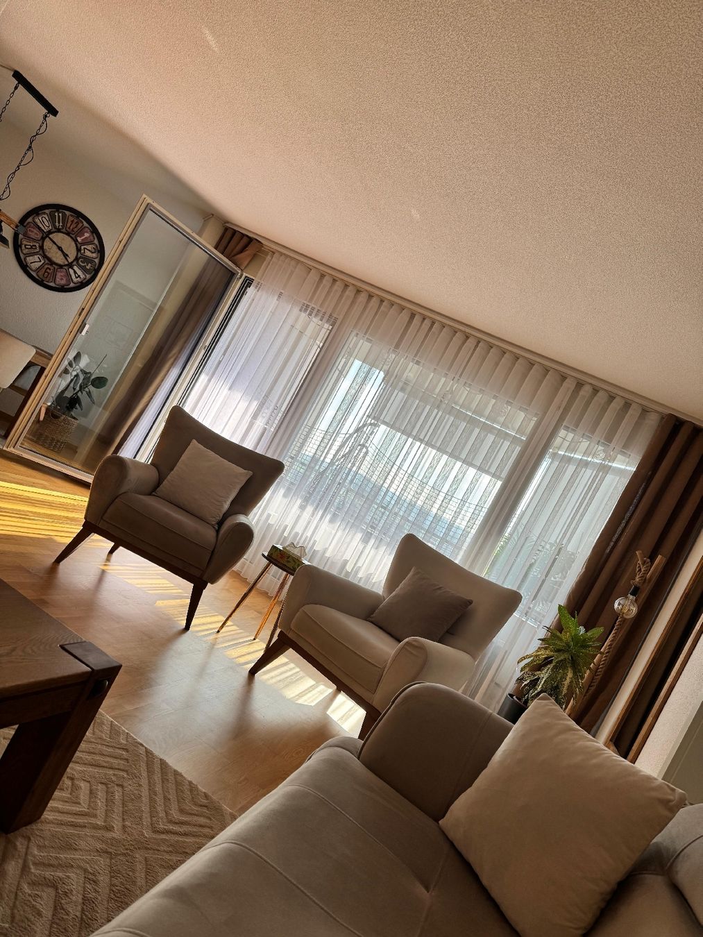 Sofas: Wohnlandschaft: 2 Sofas + 2 Sessel, Mikrofaser – D'occasion à Bern par DerNikolaus 1