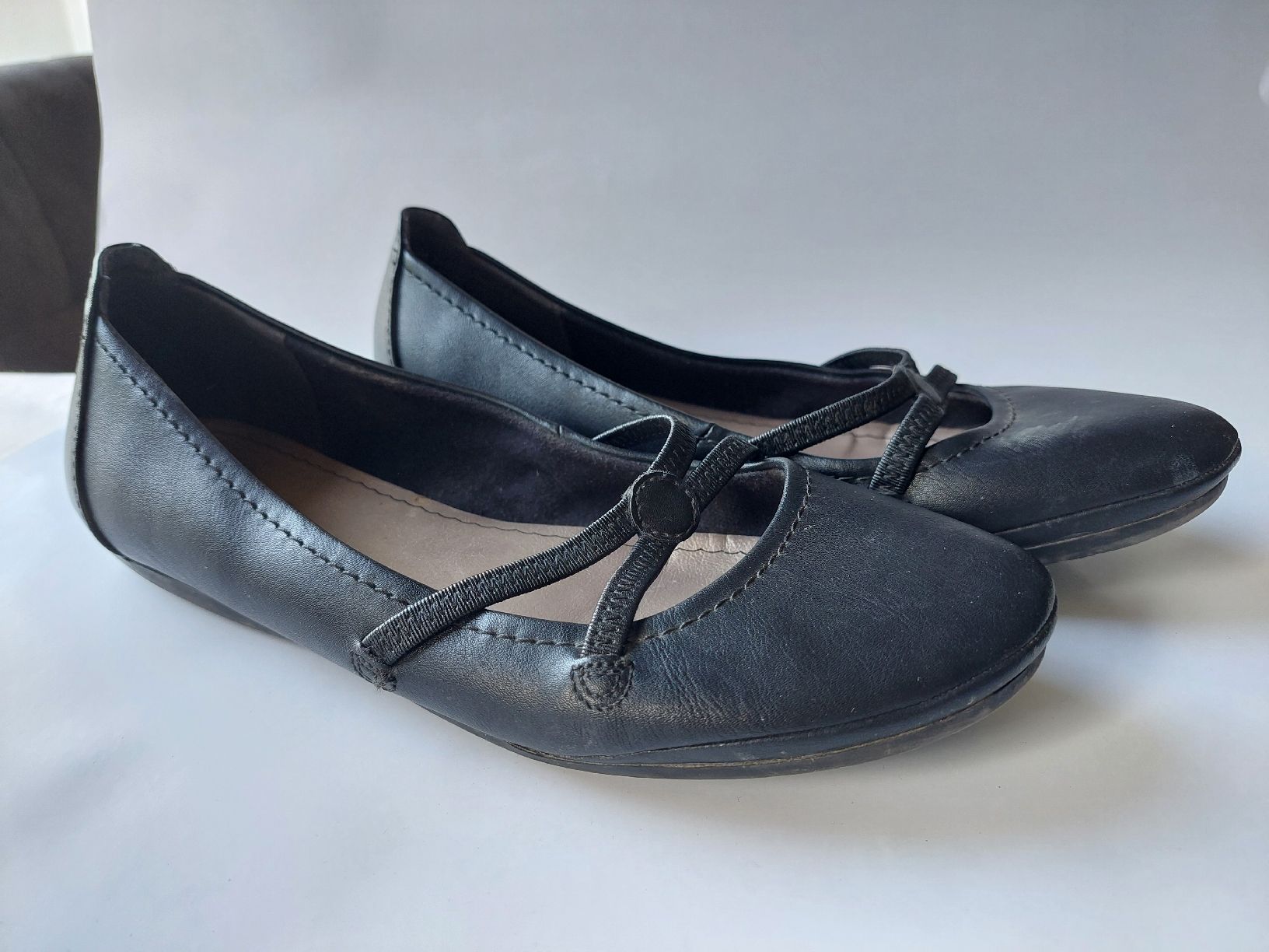 Tamaris Scarpe da donna: Schwarze Tamaris Ballerinas, Gr. 40 – Usato da Schiers venduto da ursel91