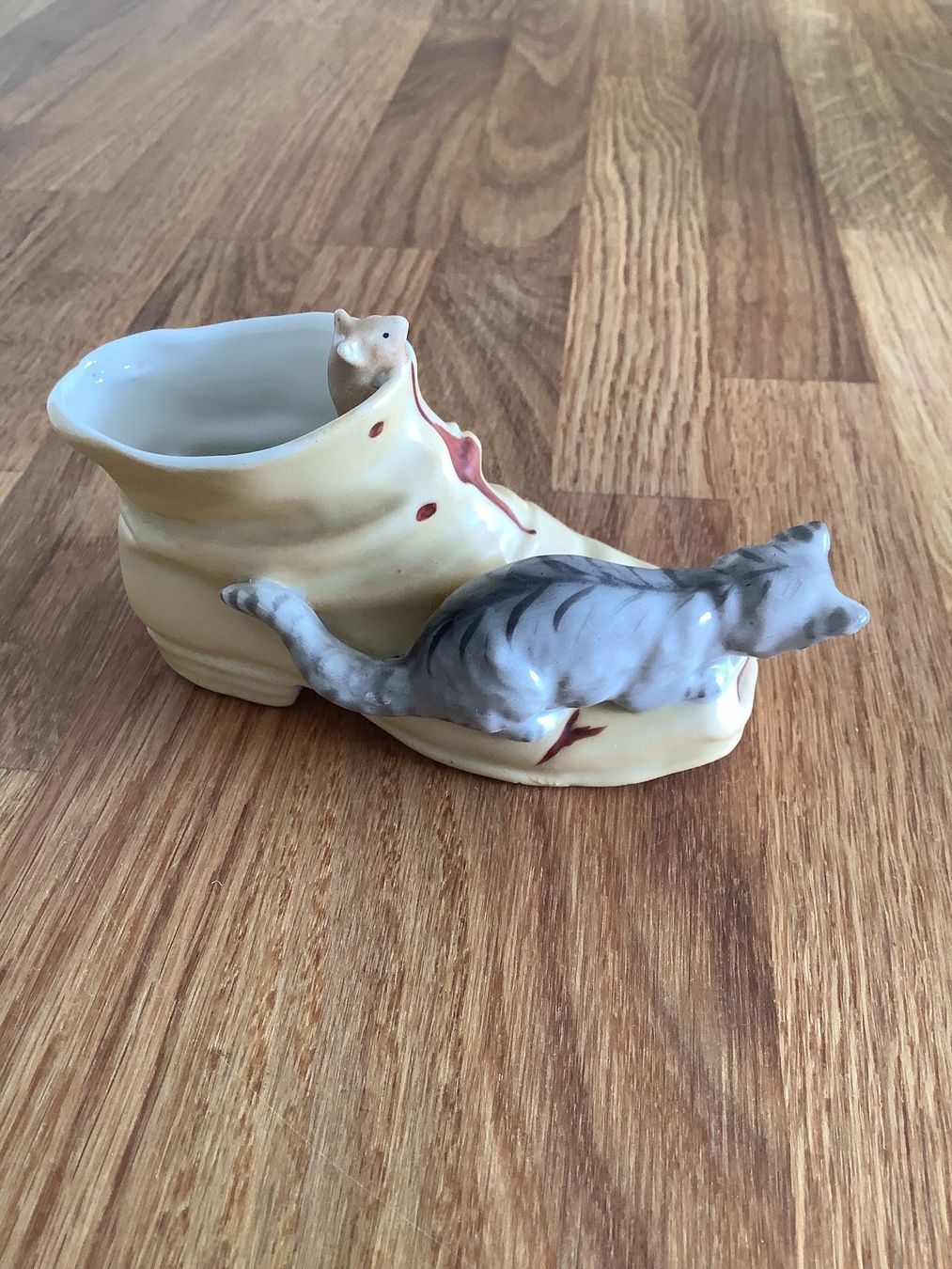 Figuren: Porzellanfigur Katze mit Maus – Gebraucht aus Adliswil von Guempi1 2