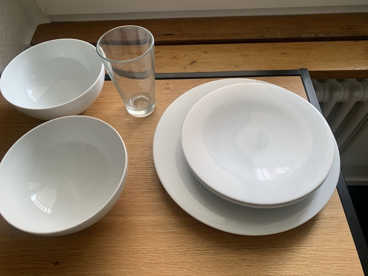 Ikea Geschirrsets: Kleines Geschirrset – Gebraucht aus Fällanden von Galanti