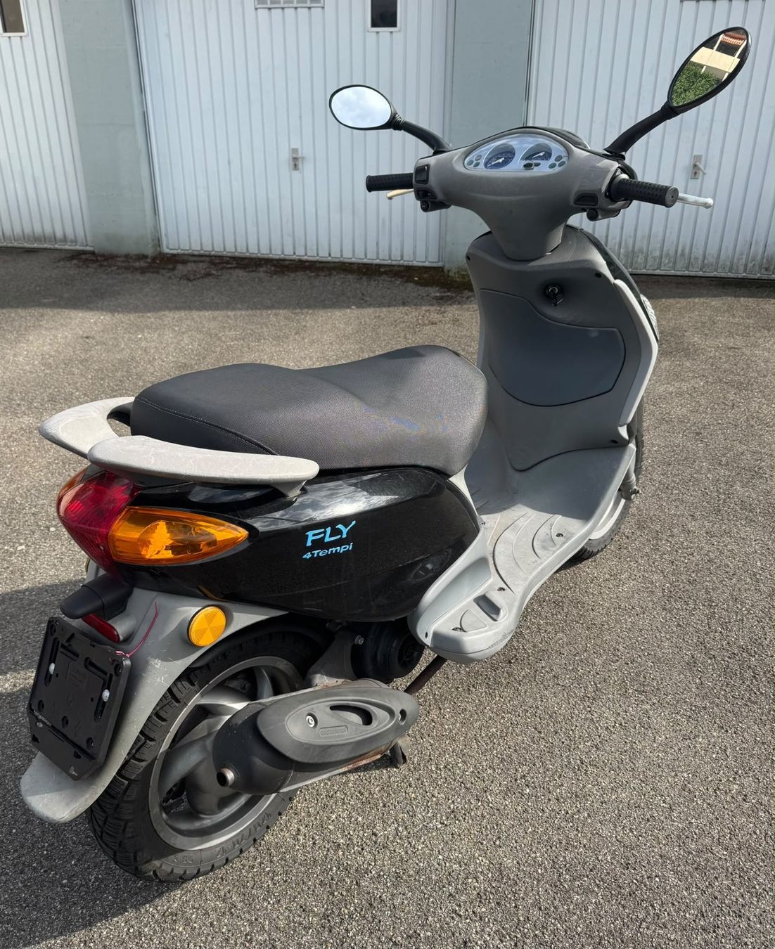 Piaggio Scooters: PIAGGIO FLY 50 4T – D'occasion à luzern par luand 3
