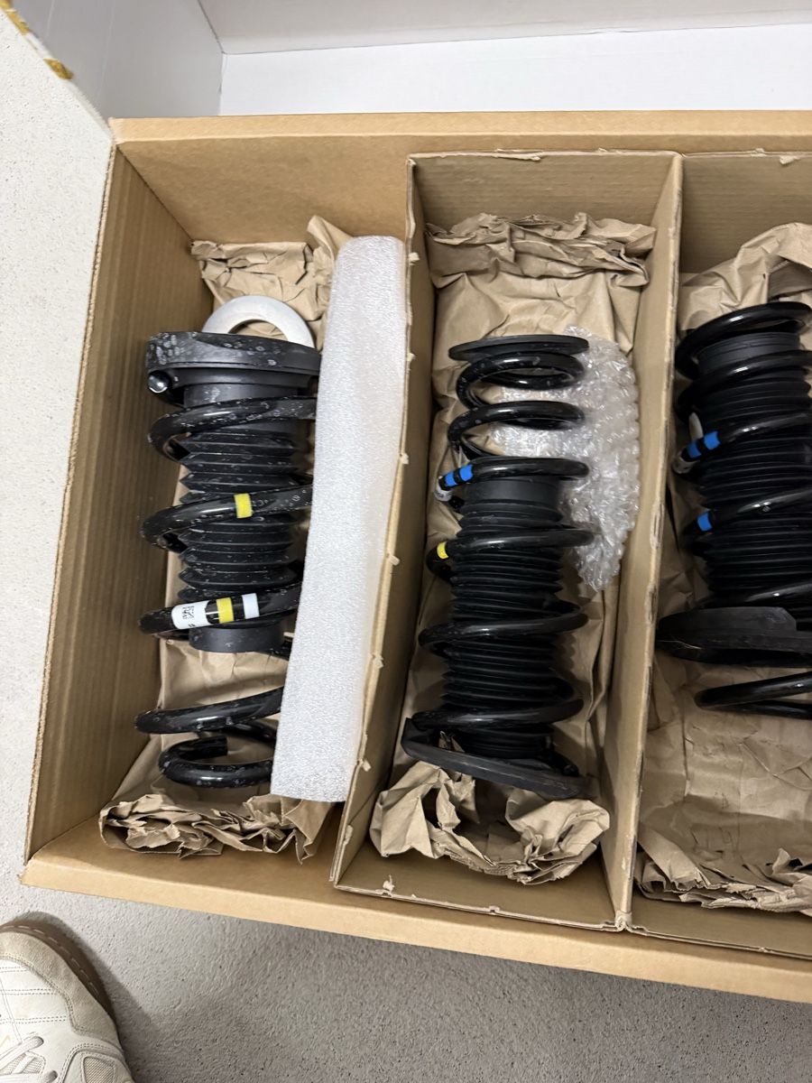 Welt der Tiere: Porsche 992.2 Originalfedern komplettes Set – Neu (gemäss Beschreibung) aus Geroldswil von LL_Autoteile 3