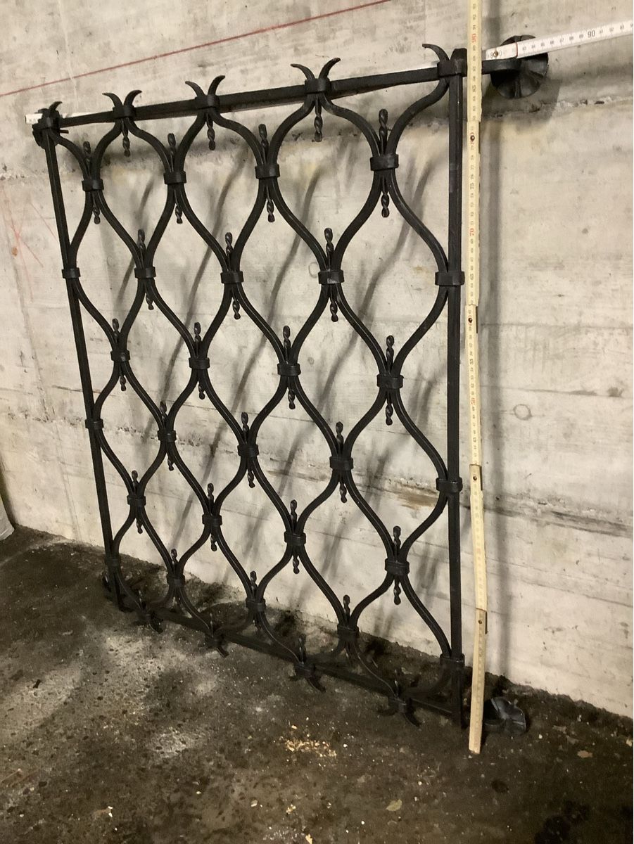 Griglie e Inferriate: Grille de fenêtre – Usato da Chernex venduto da Paul096 6