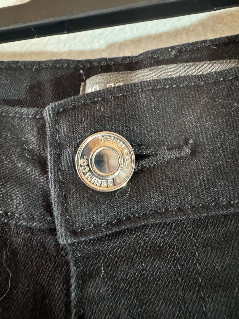 Primark Jeans: schwarze Jeans von Primark Gr. 38 – Usato da Grosswangen venduto da second_hand_dress 6