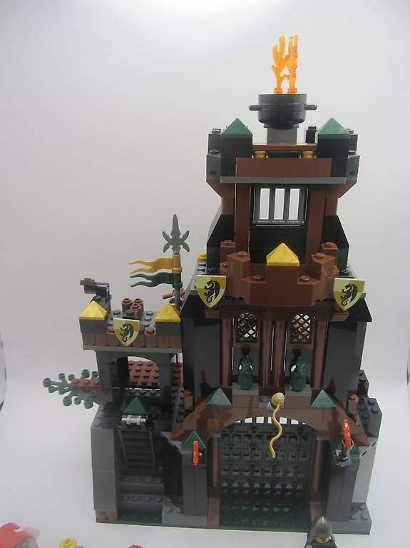 Lego Kit di costruzioni: Lego Kingdoms Drachenfestung 7947 – Usato da Tagelswangen venduto da Fido86 3
